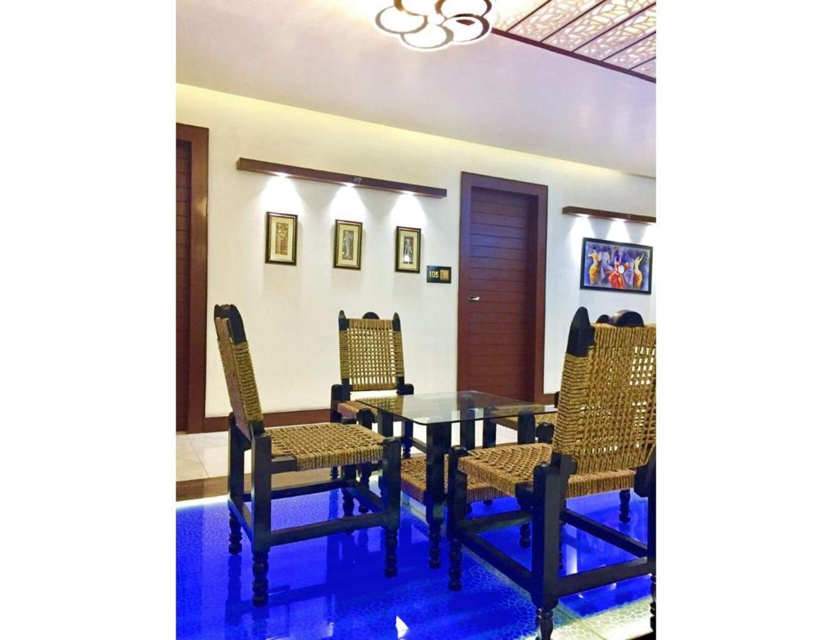 Hotel The Royal, Sehore 外观 照片