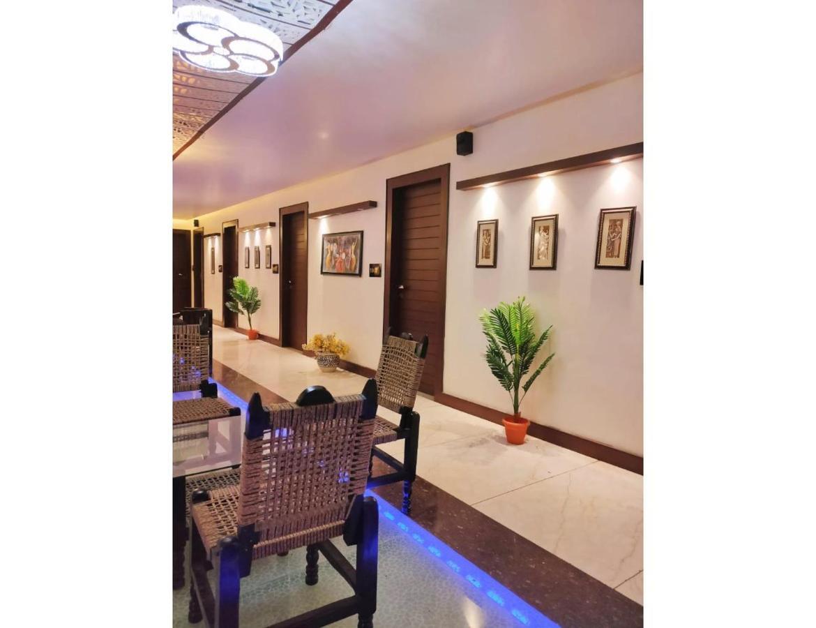 Hotel The Royal, Sehore 外观 照片